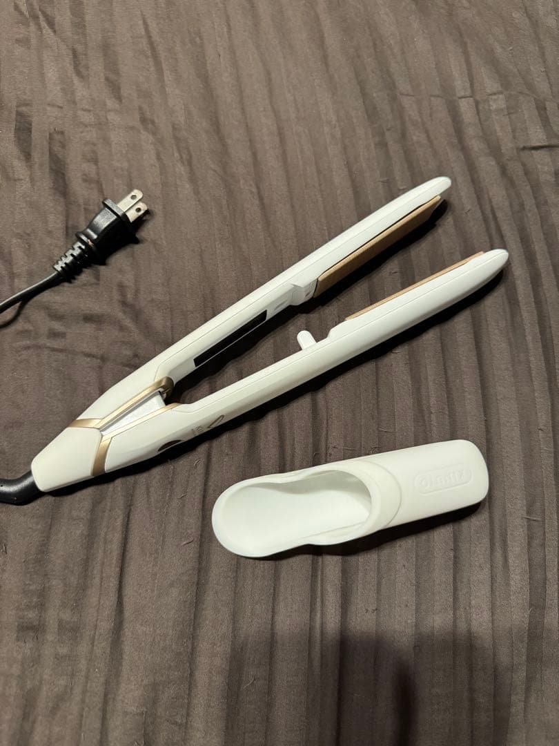 KINUJO W 絹女 ストレートアイロン DS100 海外対応 ホワイト 絹女 ストレートアイロン KINUJO W worldwidemodel ホワイト キヌジョ