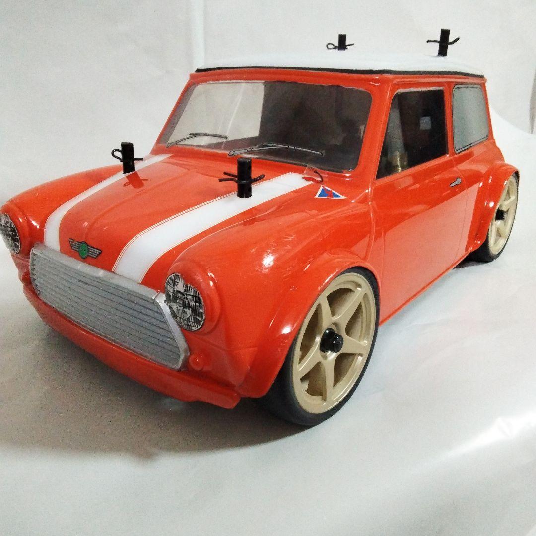 オレンジ MINI クーペ ゴールドホイール（ミニク―パ―ラジコン）