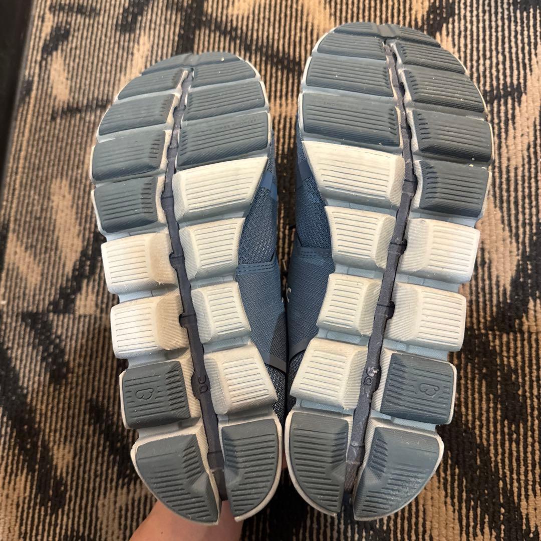 on cloud 5 ネイビー　26.5cm