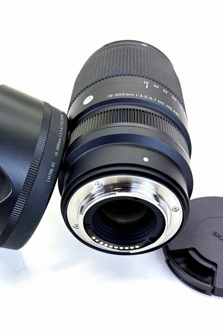 【極美品】 SIGMA 16-300mm F3.5-6.7 FUJI Xマウント