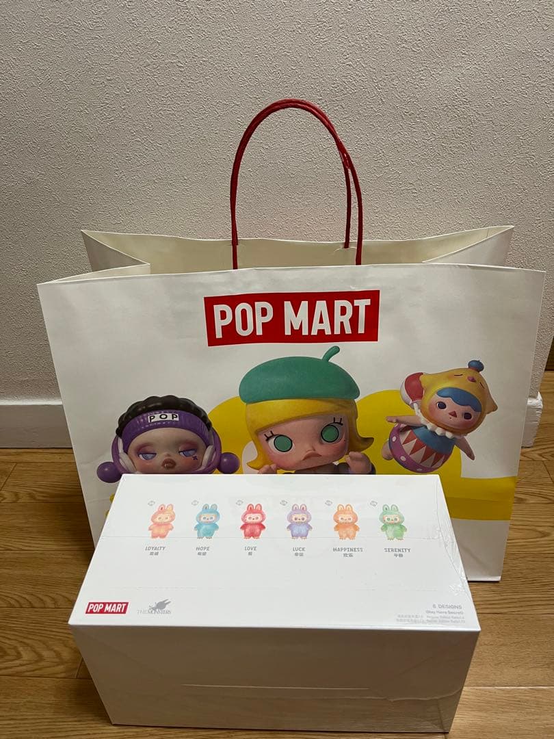 POPMART THE MONSTERS Big into Energy ラブブ