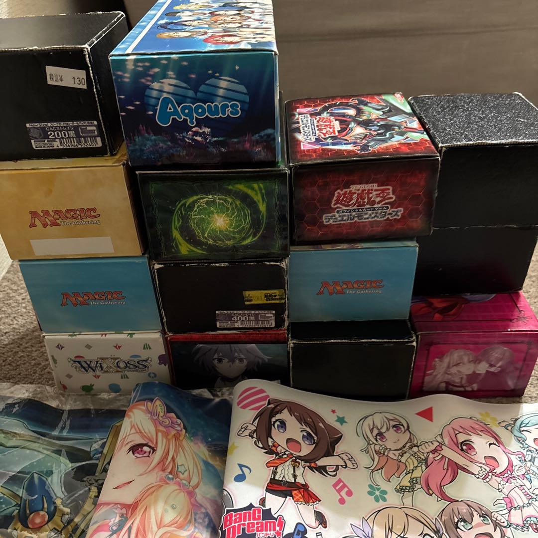 遊戯王 引退品 ストレージ13個分 ガルパプレイマットなどあります