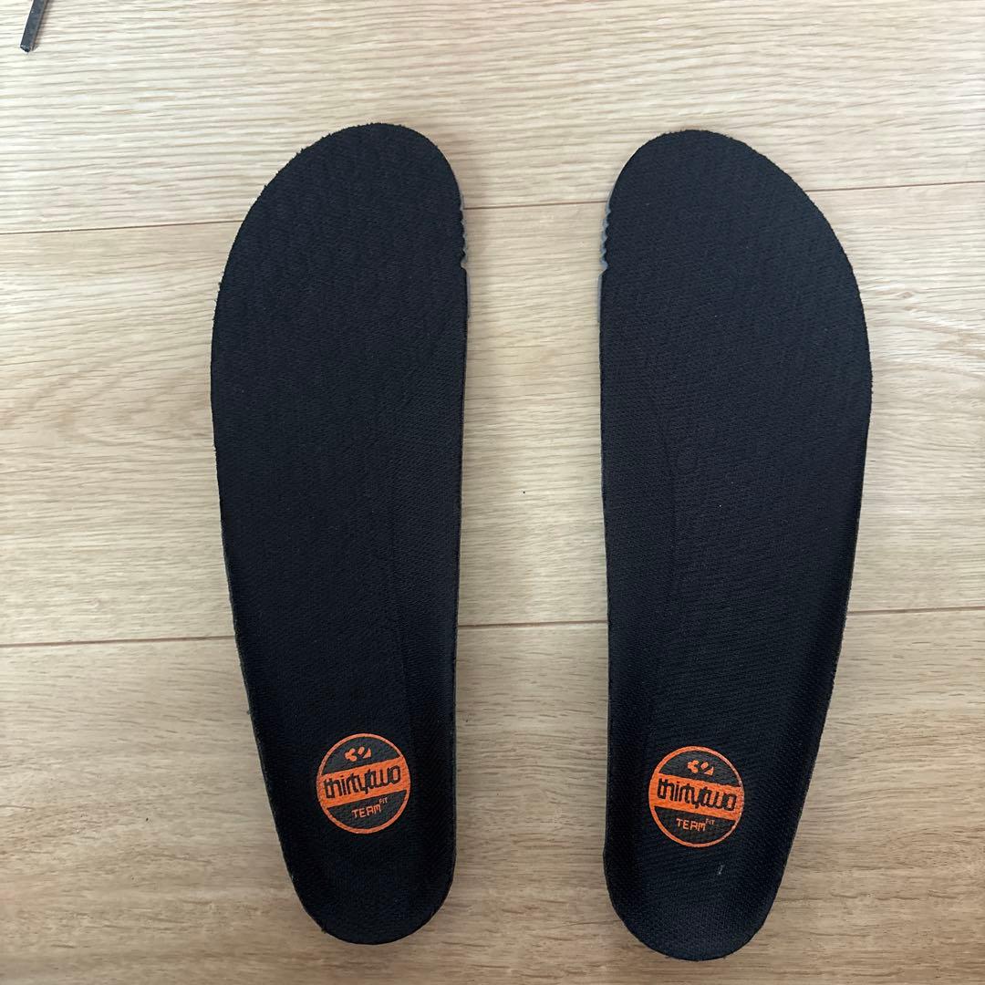 thirtytwo DIESEL HYBRID 迷彩 スノーボードブーツ - スノーボード最