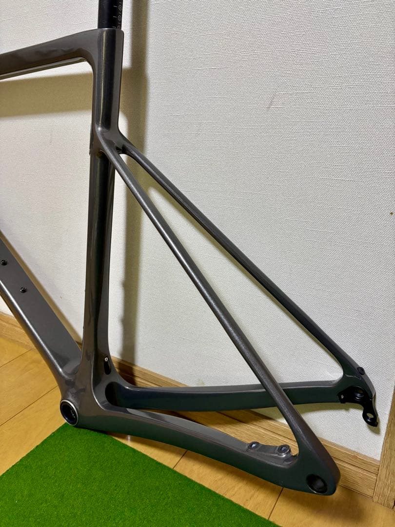 ノリノリ様用 美品GHISALLO GE-110 L(54) カーボンフレーム - メルカリ