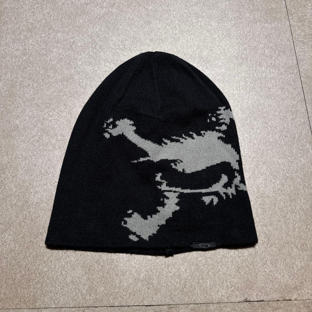 Oakley ビーニー ニット帽 スカル 黒 ブラック y2k 00s - メルカリ