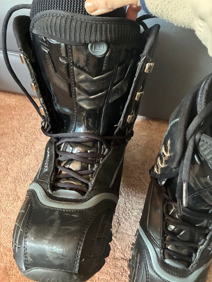 DEELUXE（ディーラックス） スノーボードブーツ 28cm - メルカリ