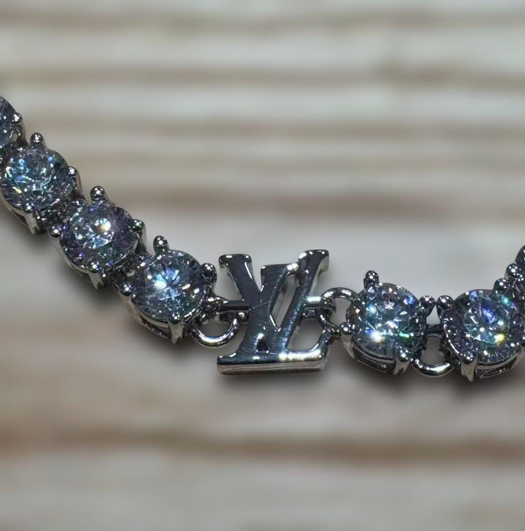 Louis Vuitton クリスタルブレスレット - メルカリ