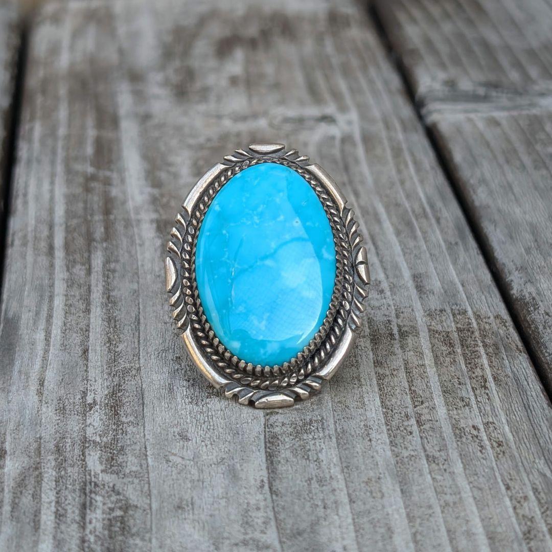 大粒のターコイズリング　インディアンジュエリー インディアンジュエリー リング ピンキー ターコイズ レビュー
