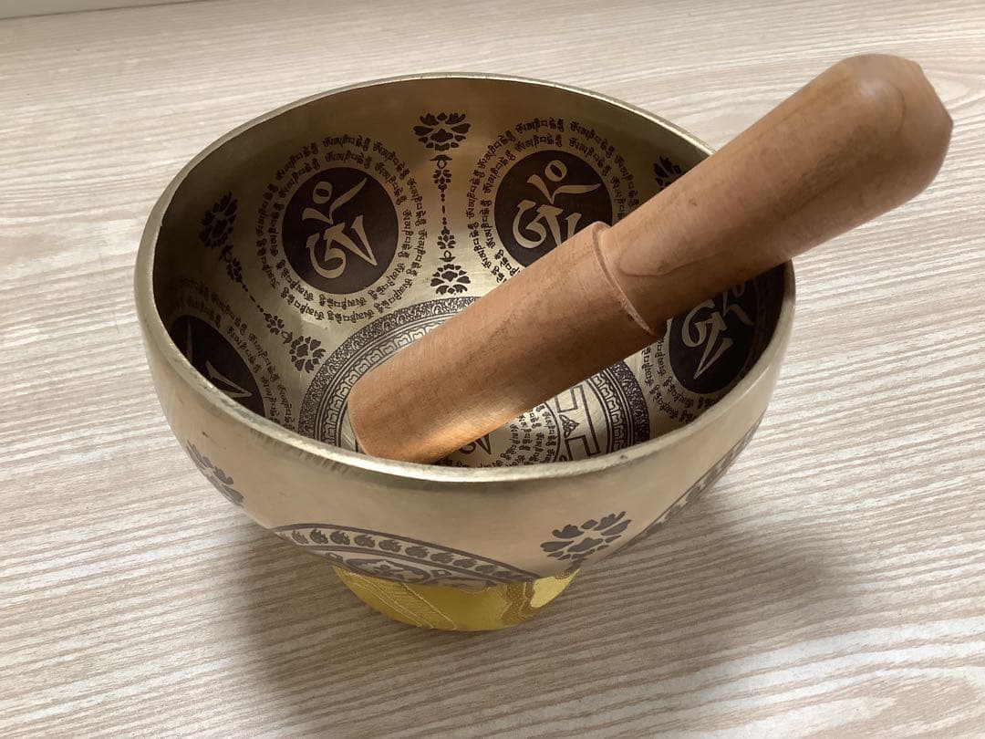 《 チベット密教　新品 》 シンギングボウル　カービング仕様　3点セット　75