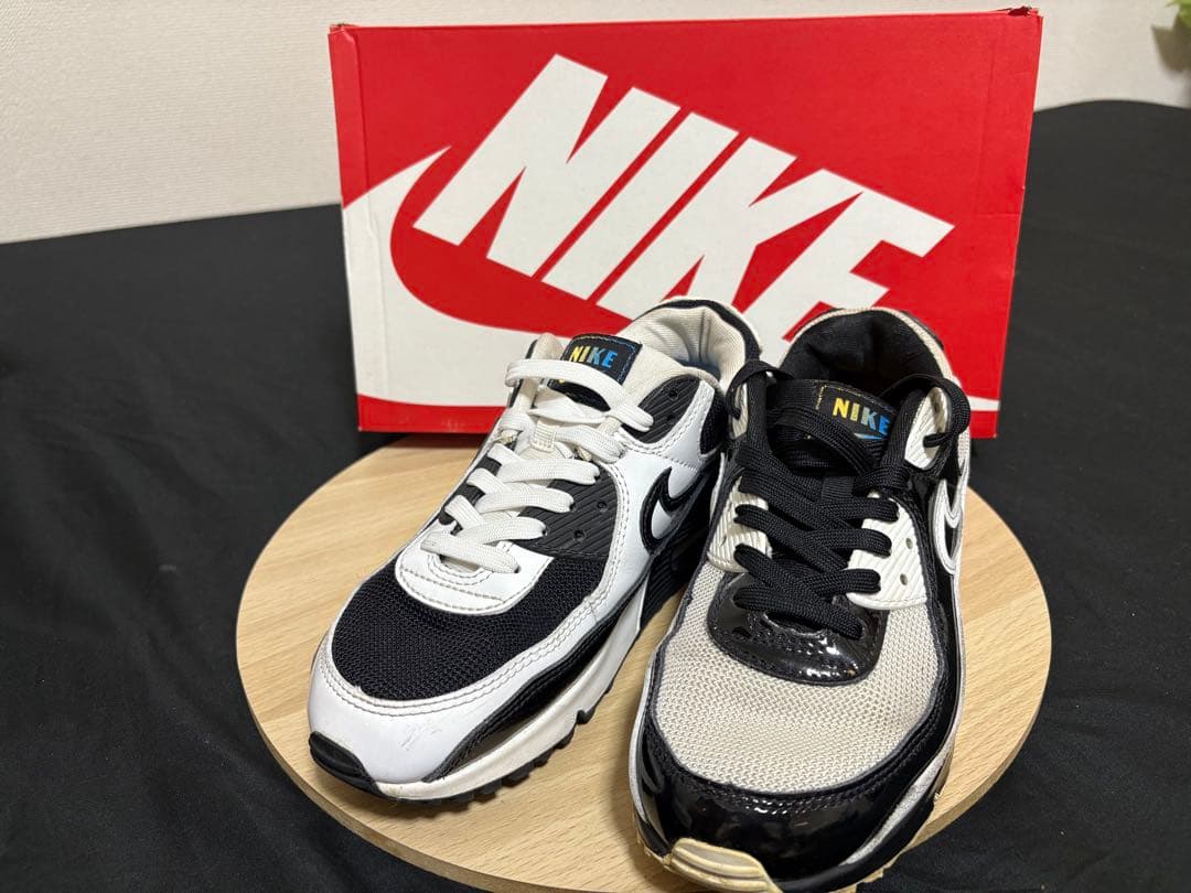 【最終整理】NIKE エアマックス90 ルチャリブレ 25.5cm