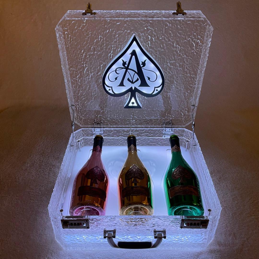 アルマンド 信号機 LED アタッシュケース - メルカリ