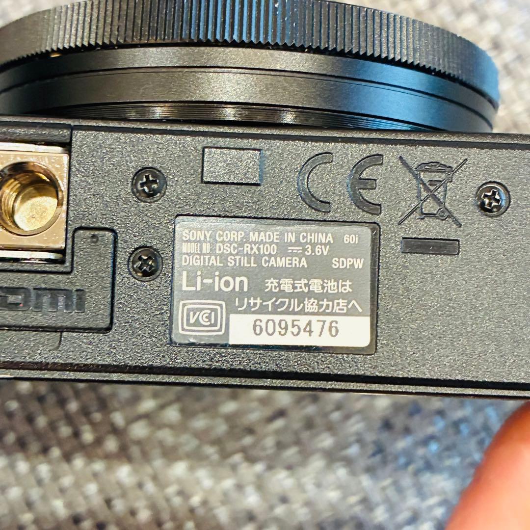 m*u様 美品 SONY DSC-RX100 (初代) 箱 付属品あり m*u様 付属品あり