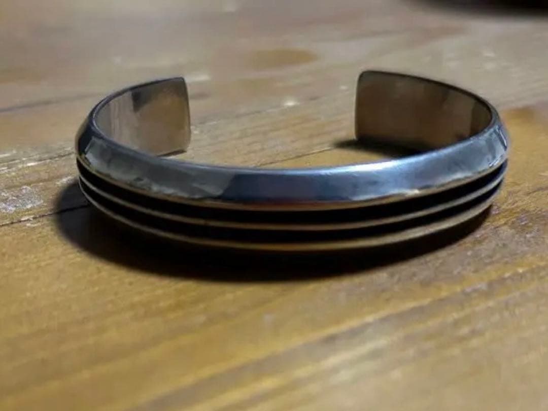 超希少】インディアンジュエリー Johnny・Mike・Begay ナバホ族 - メルカリ