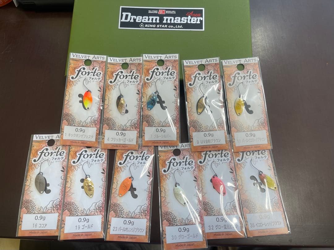 VELVET ARTS forte 0.9g 11色セット　おまけつき