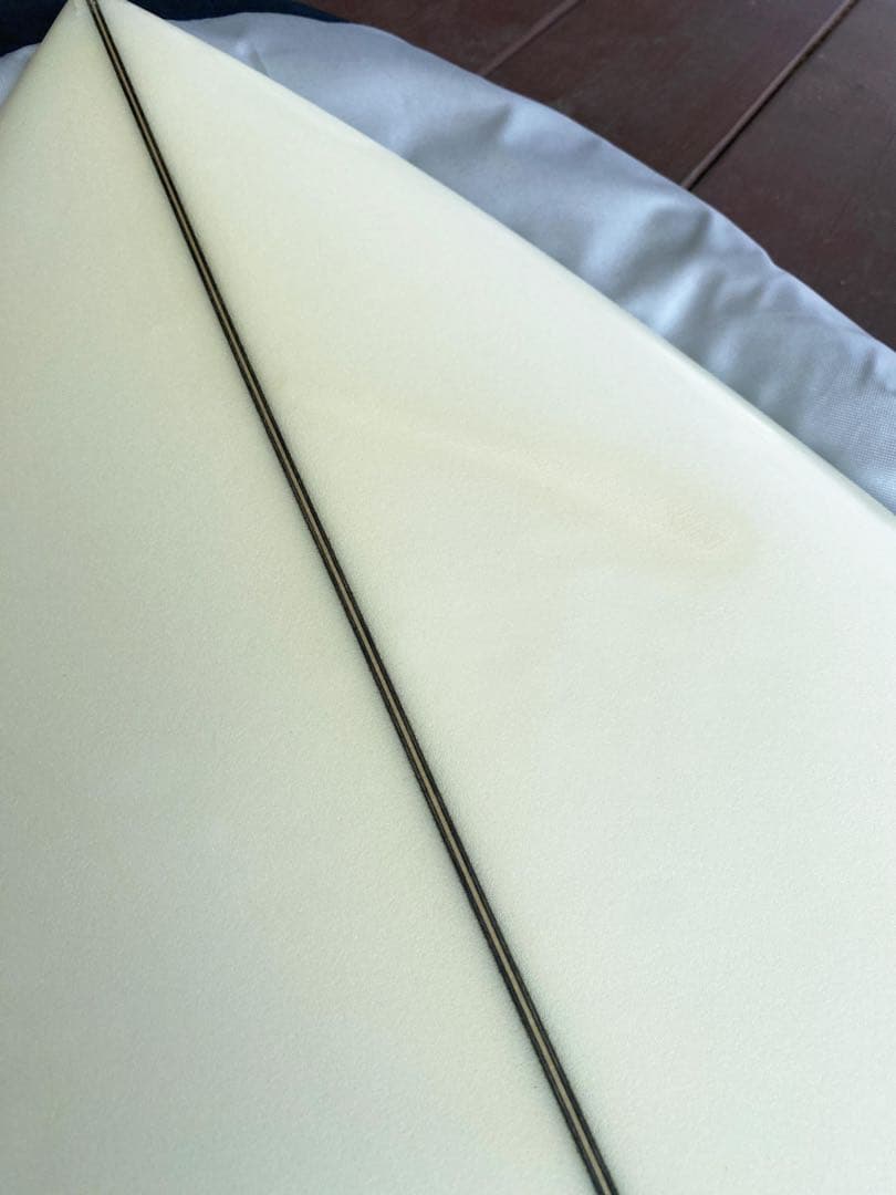 アルメリック WEIRDO RIPPER 5'6 中古（ノーズ凹み・リペアあり