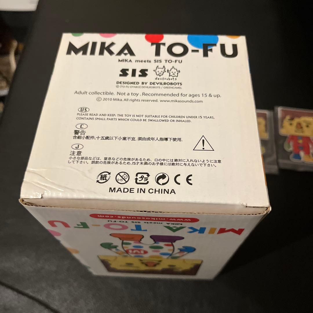TO-FU OYAKO×MIKA コラボ フィギュア　大　小　ステッカー?セット