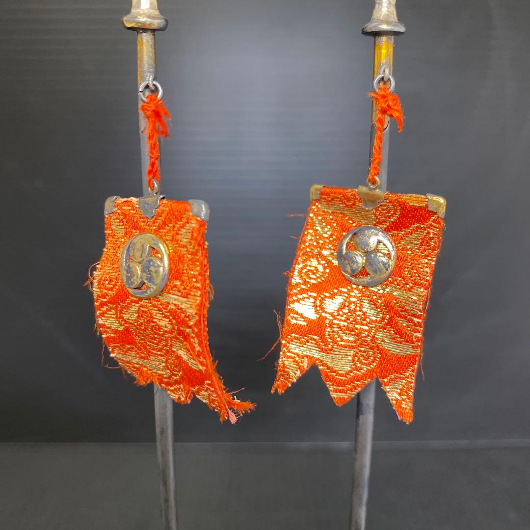 天皇御下賜品 純銀服部製 槍型 菊紋ボンボニエール 一対 東さ8-0208