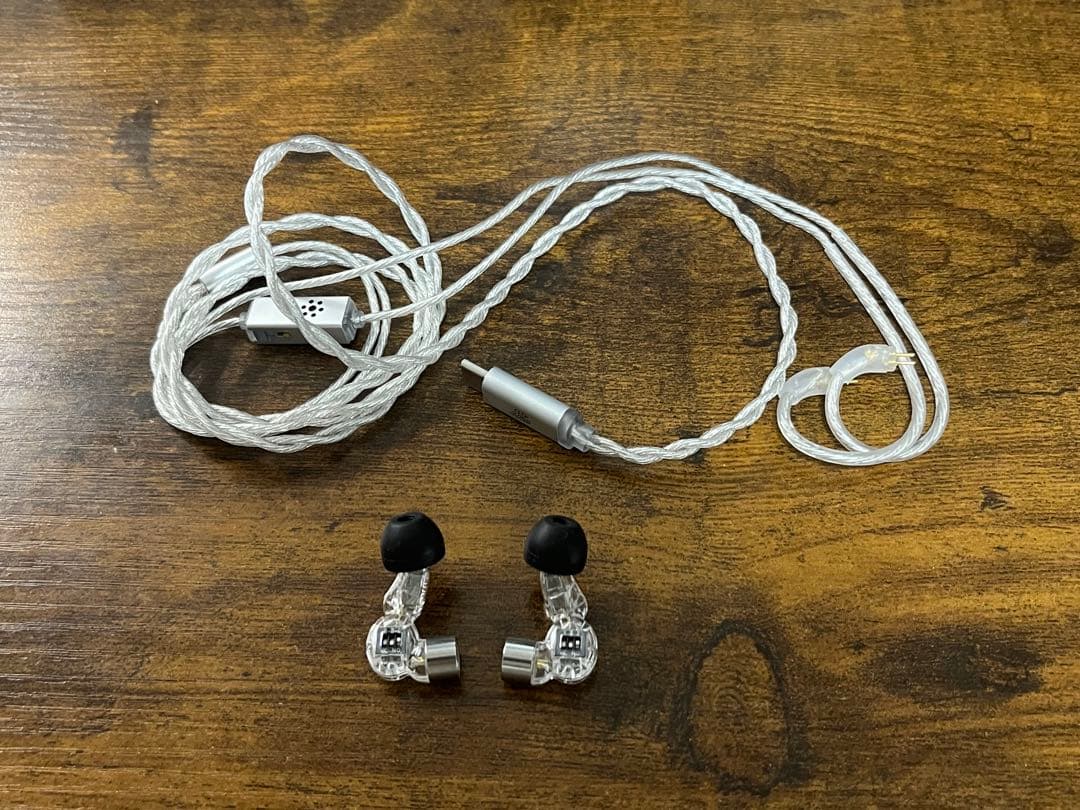 Dove Songseeds BAK4195 イヤホン Dove Audio 【DOVE SEEDS】｜ゲーム・音楽二刀流のゲーミングイヤホン