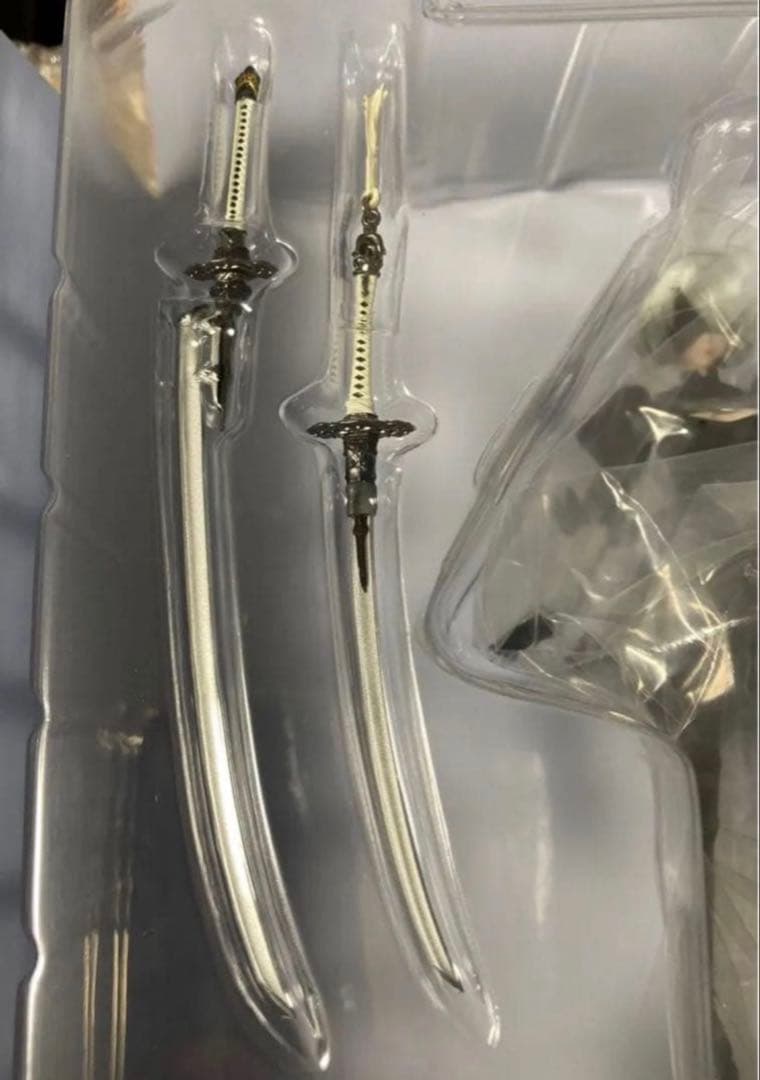 BUZZmod. 2B ニーアオートマタ　バズモッド　フィギュア　　　特典付き