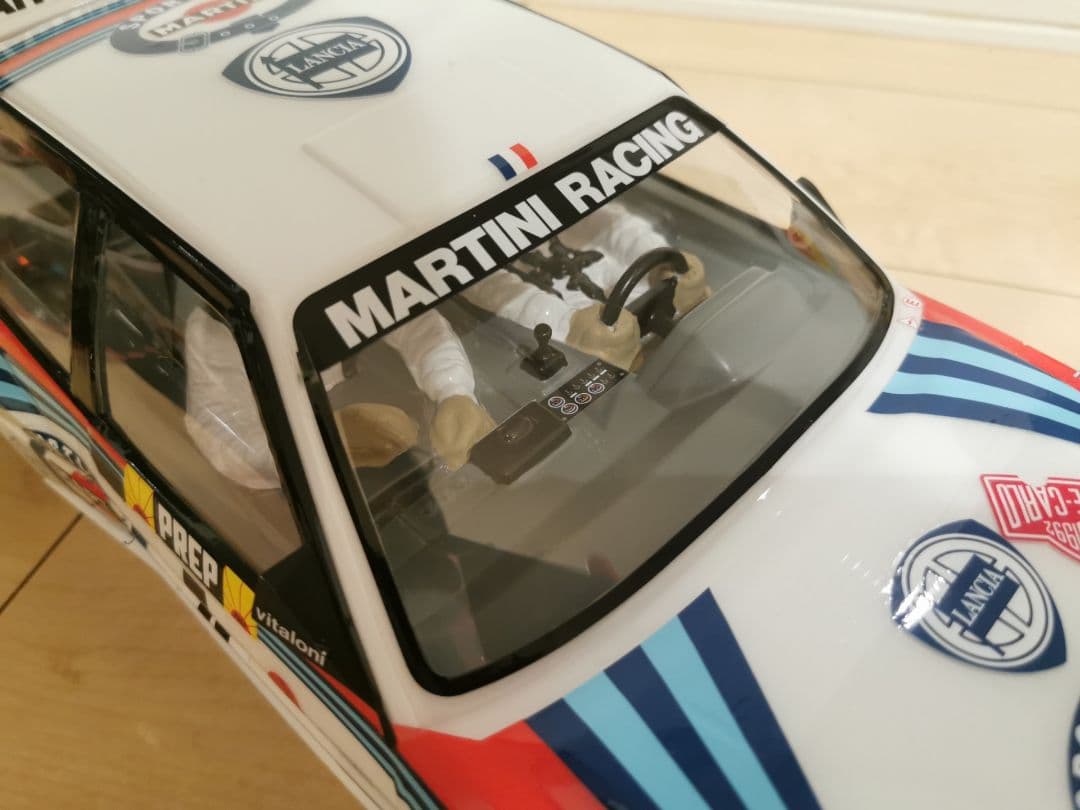 m*a様 タミヤ ランチア デルタ インテグラーレ LED18灯 ダクト開口 ド