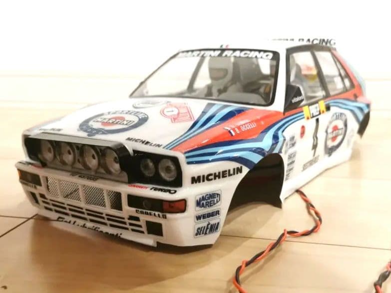 m*a様 タミヤ ランチア デルタ インテグラーレ LED18灯 ダクト開口 ド