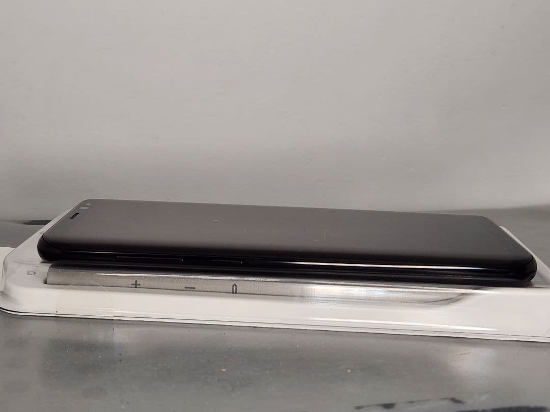 Galaxy S8+ 純正 ケース, buds及びmicroSD 付き - メルカリ