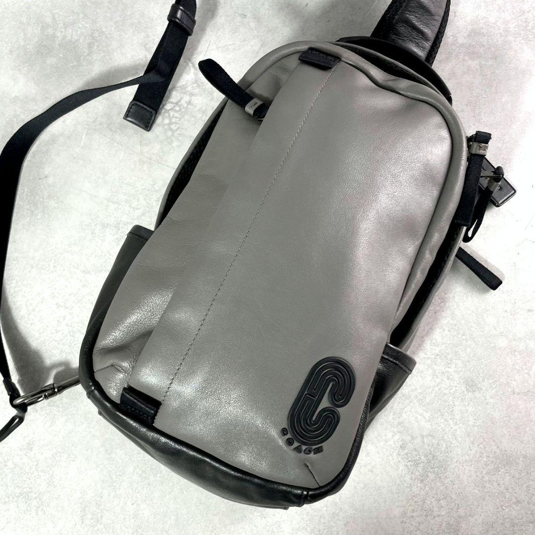 極美品 コーチ エッジパック ボディバッグ ビジネスバッグ レザー ロゴ グレー 極美品 コーチ エッジパック ボディバッグ ビジネスバッグ レザー ロゴ