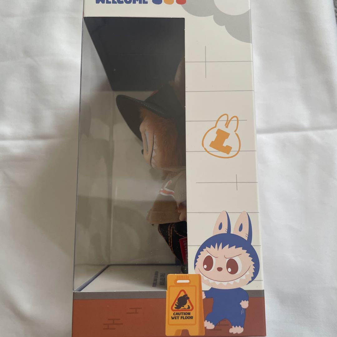 専用ラブブ 店員