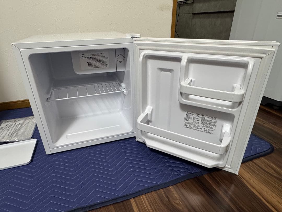 《展示品・未使用品》アビデラックス　45L小型冷蔵庫　AR-49 2024年製