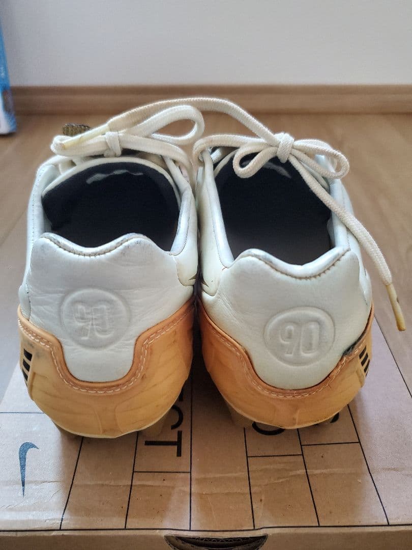 ナイキ Nike Total90 トータル90 26.5cm