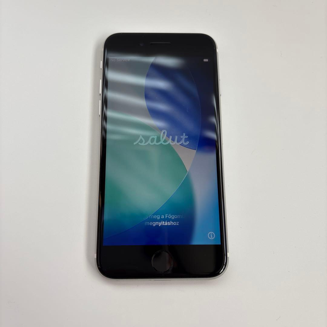 Apple iPhone 8 ホワイト 本体 - メルカリ