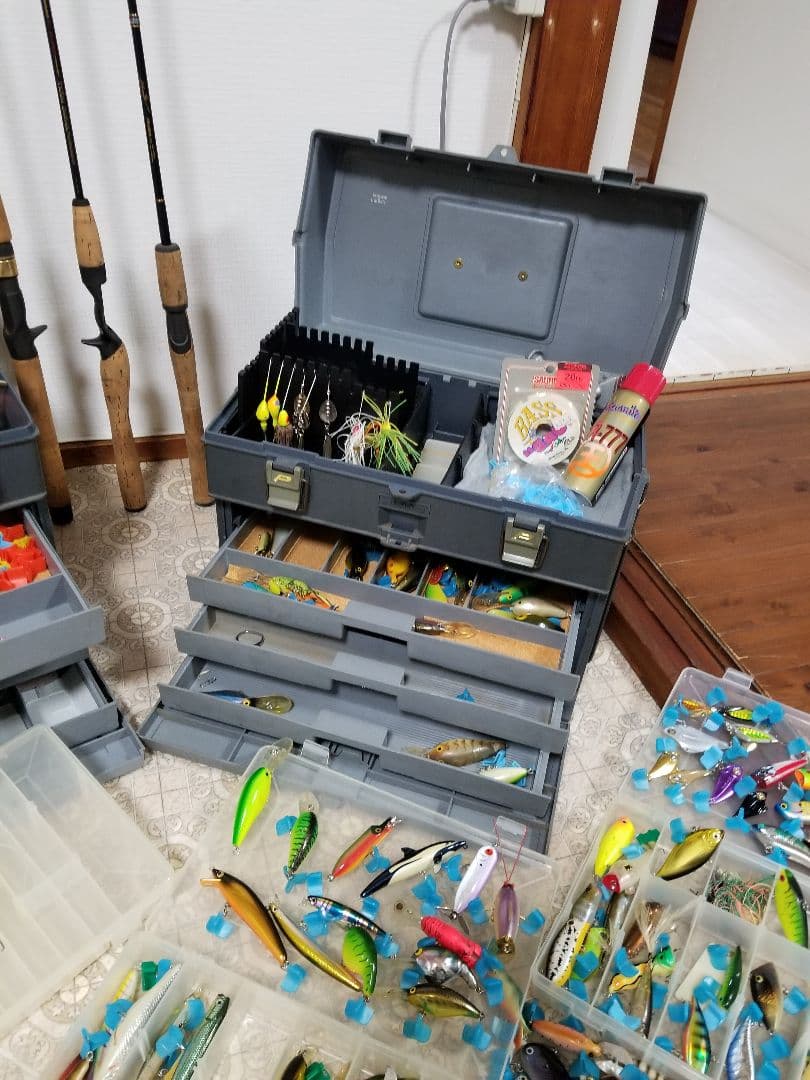 二本はゴールドサーメッとです。 GANYMEDE GOLD | ミズタニシザーズ