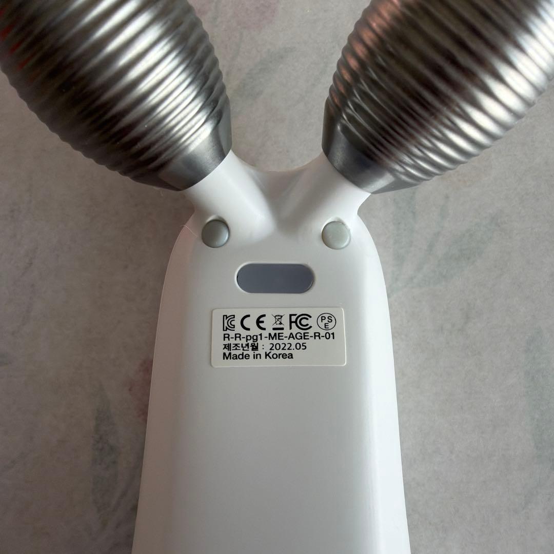 MEDICUBE AGE-R EMS ダーマショット、スタンド&ジェル付 - メルカリ