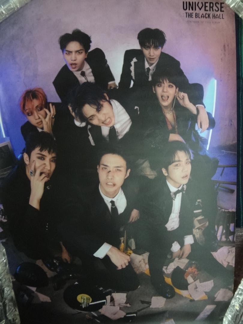 B2サイズポスター200本セット ・アニメアーティスト混合