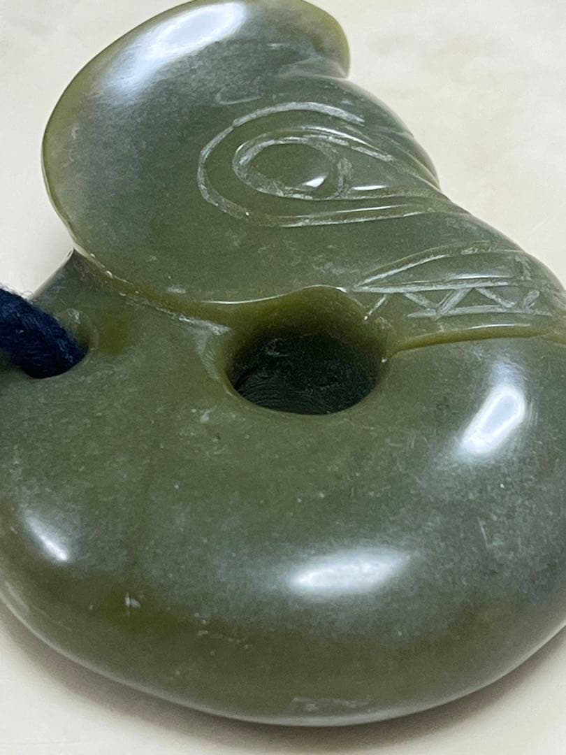 砡製 翡翠 縁起物 お守り ペンダント 天然石 お土産