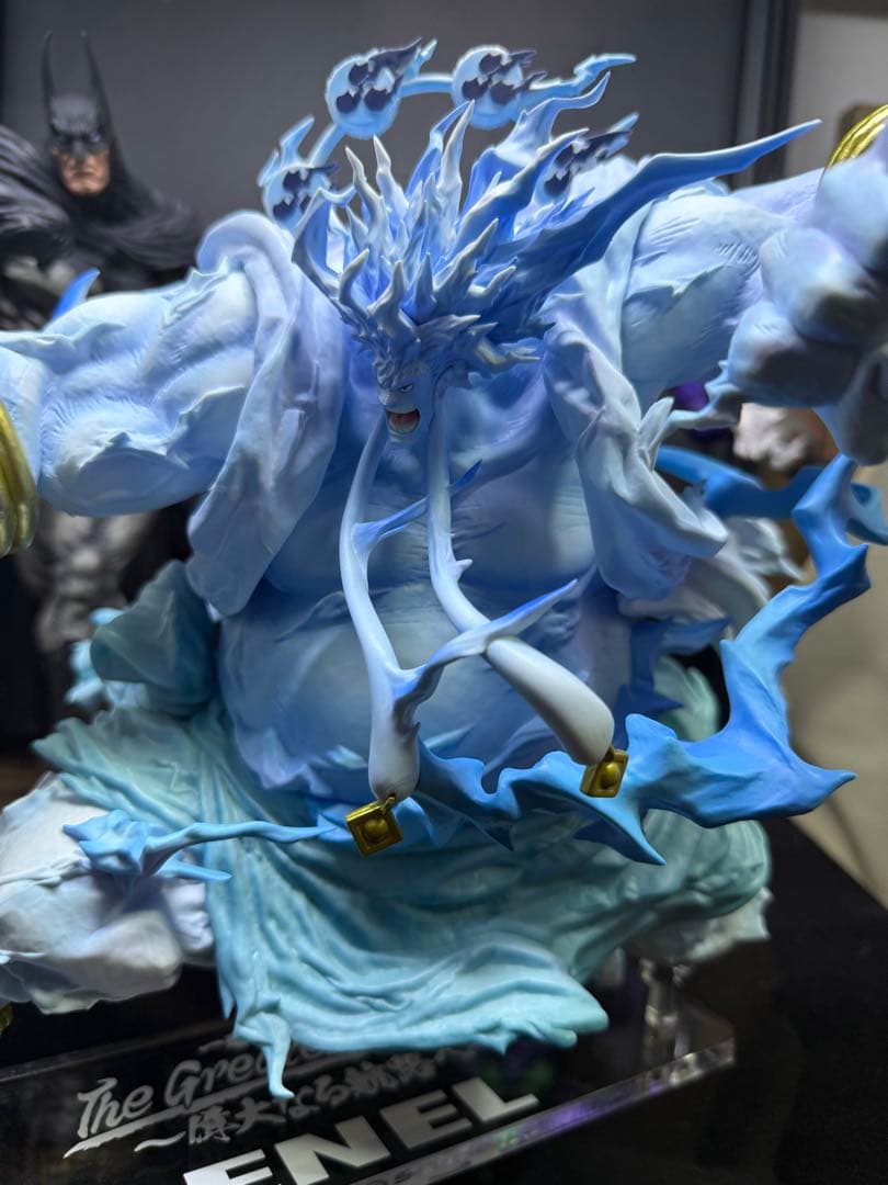 ワンピース　1番くじ　ラストワン賞　エネル　フィギュア　特別台座付き