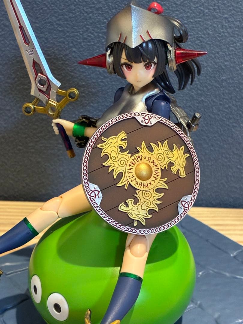 メガミデバイス　バスタードール　ナイト