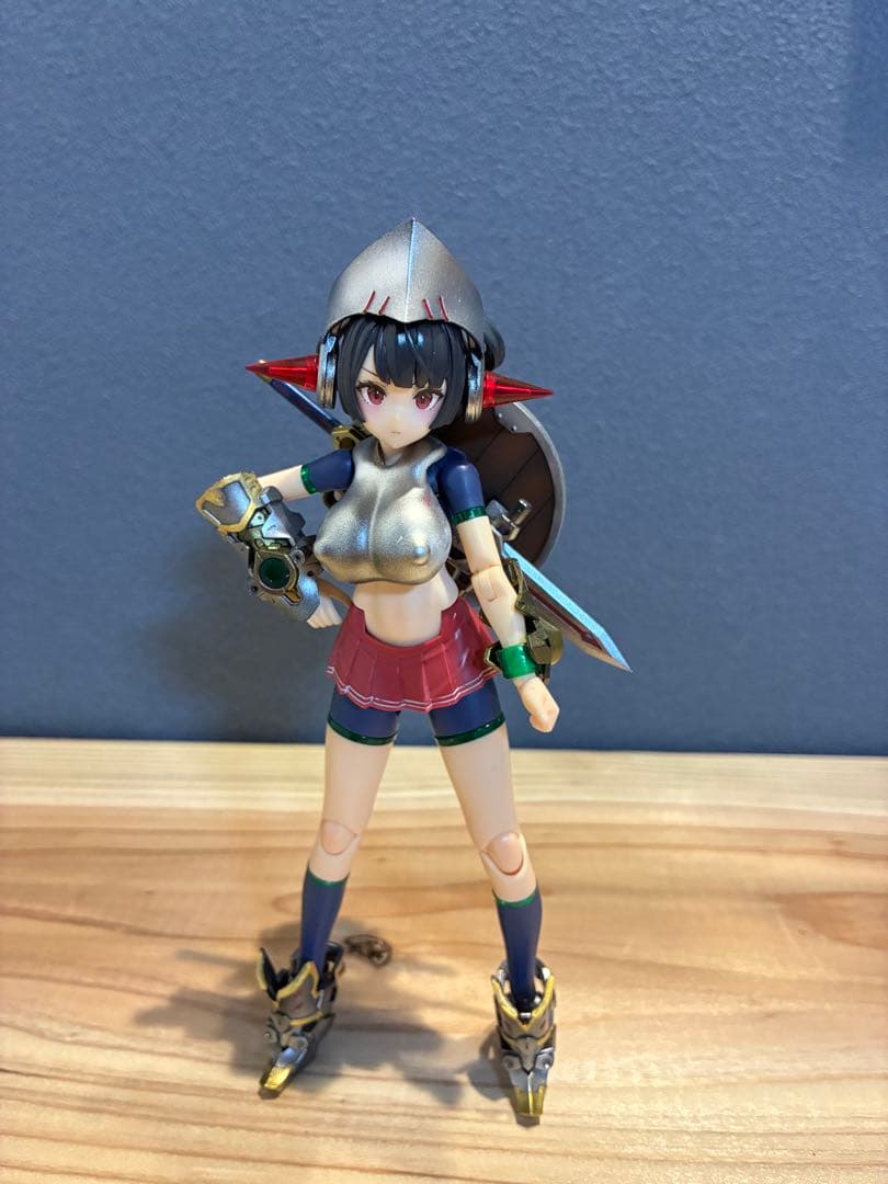 メガミデバイス　バスタードール　ナイト