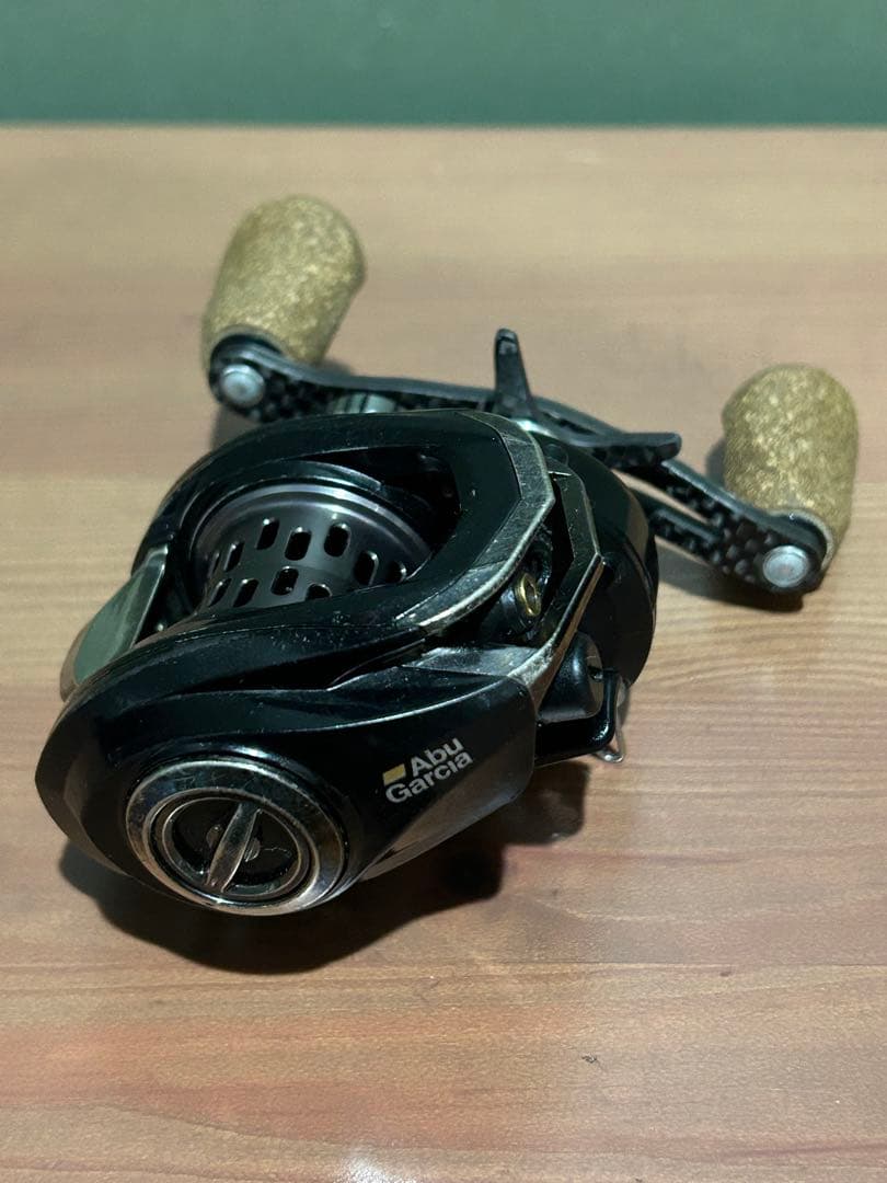 アブガルシア REVOウルトラキャスト BF8 L SLC-IB8 L - メルカリ