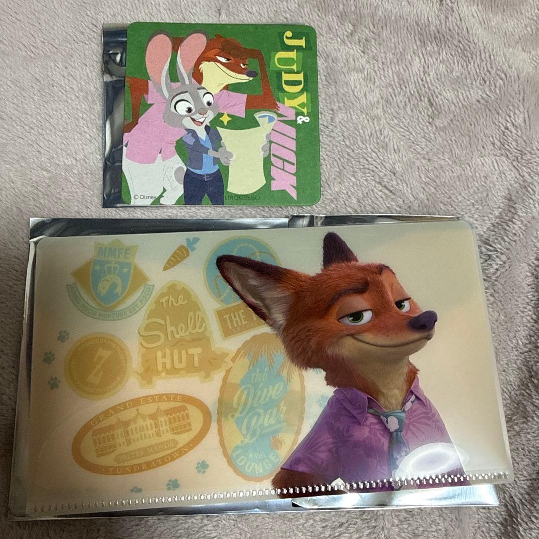 ズートピア2 カフェ 予約特典 マルチケース コースター ニック