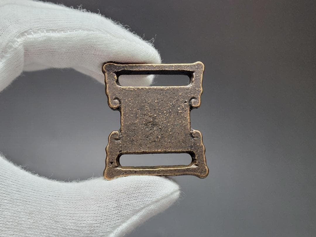 銅製 仏塔紋 天鐵 トクチャ 護身装身具 チベット 仏教文物 幅約4cm