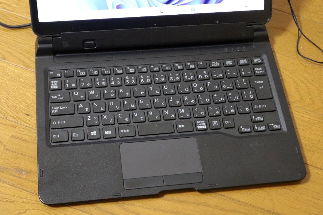 Windowsタブレット本体 ARROWS Tab Q7310/DE i3 4G 128G 13.3Win11