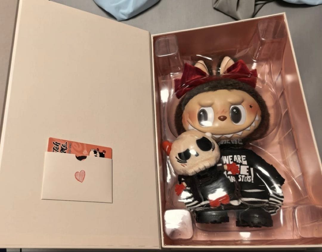 POPMART Labubu バレンタイン限定　Catch Me If You