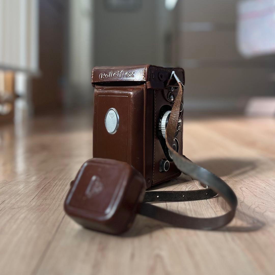 フィルムカメラ Rolleiflex 3.5F Xenotar 75mm Schneider