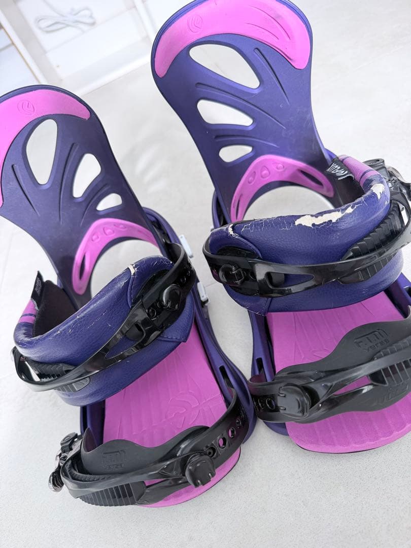 Flux スノーボードビンディング 紫/ピンク S/M - メルカリ
