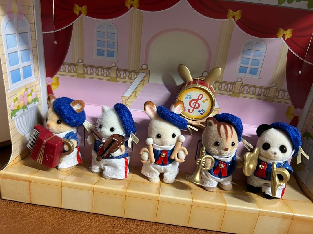 シルバニアファミリー35周年赤ちゃんセレブレーションマーチングバンド