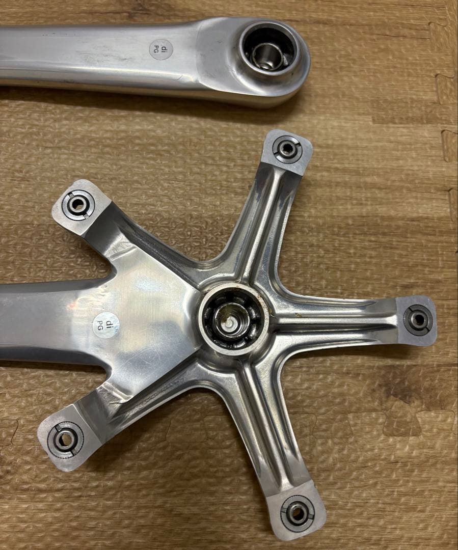 SHIMANO クランクFC-7710 165mm njs VIA ピスト - メルカリ