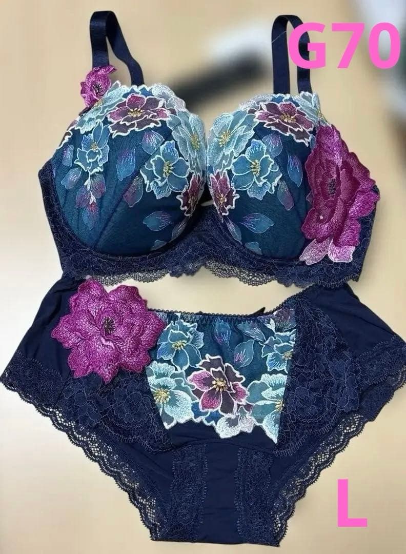 Wacoal Salute 花柄刺繍 ブラジャーショーツセット G70 L - メルカリ