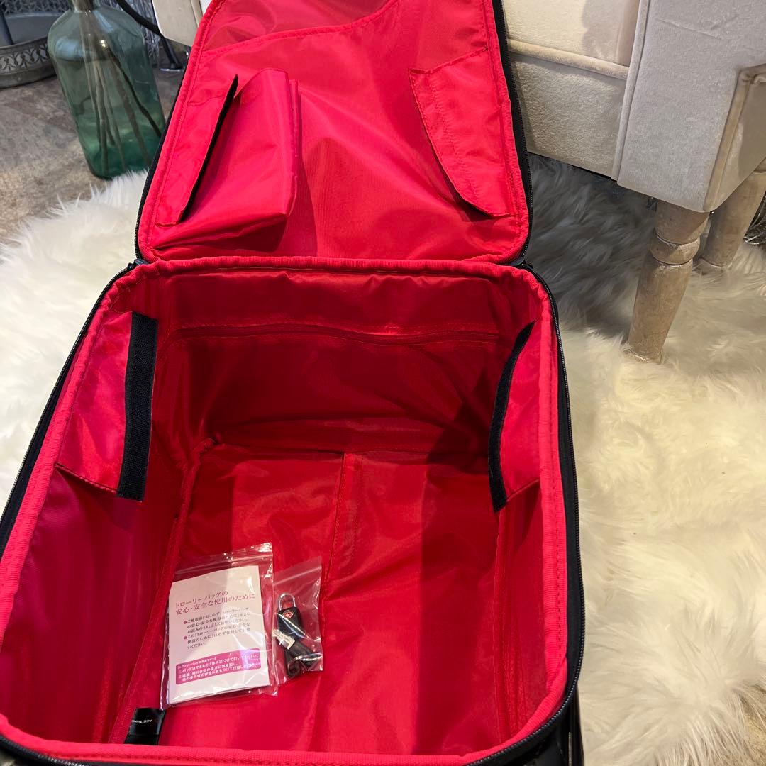 マダムヒロコ ブラック キルティング キャリーケース - メルカリ