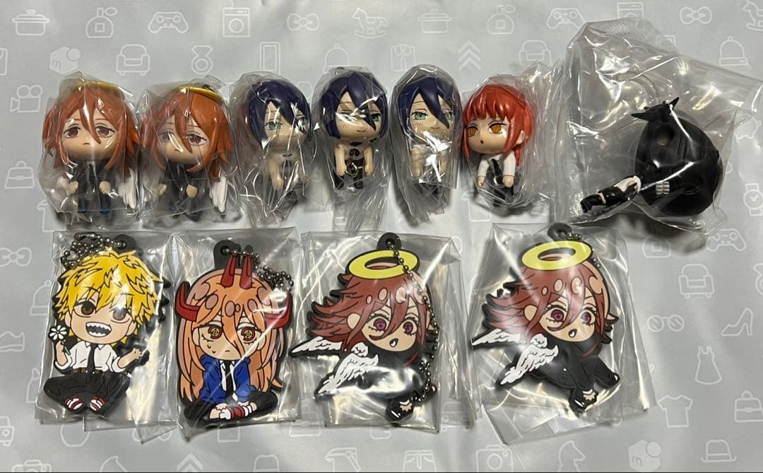 チェンソーマン つまんでつなげてマスコット1 +その他　ガチャガチャ デンジやレゼをつままれデザインでマスコット化！劇場版『チェンソー